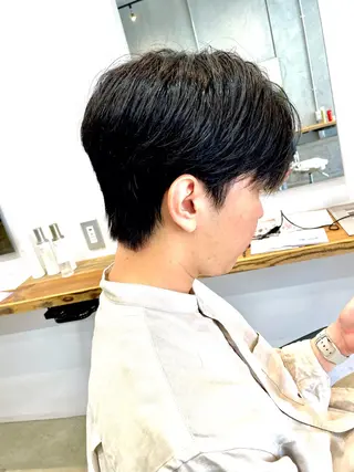 ショート パーマ メンズ 小林 崇雅　ダウンパーマのヘアスタイル