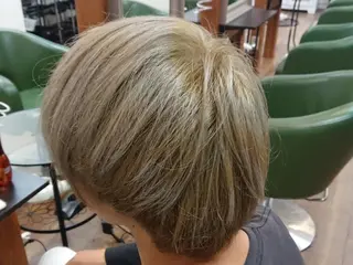 ショート 渡辺 康行のヘアスタイル