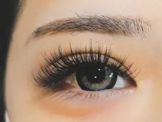 マツエク・マツパ オーロラ所属・AURORA RINAのマツエク・マツパデザイン