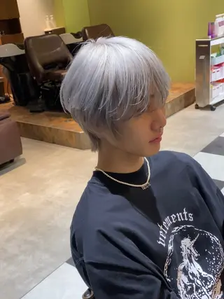 メンズ 透明感ブリーチ/ メンズパーマのヘアスタイル