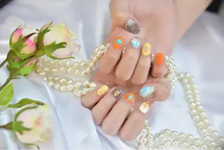 ネイル 東京セルフネイルサロン所属・M MIKIKOのネイルデザイン