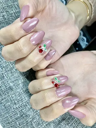 ネイル solon padma所属・PADMA ビューティーサロンのネイルデザイン