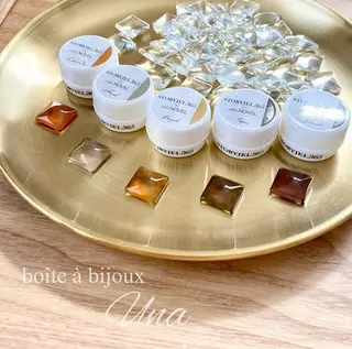 ネイル boite a bijoux Unaのネイルデザイン