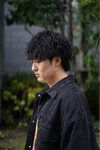 ショート パーマ メンズ SPINOFF SHIFT所属・りゅう せいのヘアスタイル