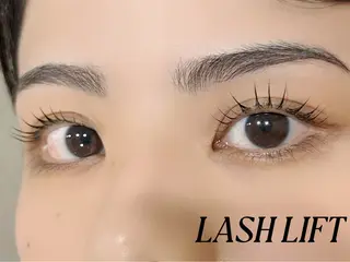 マツエク・マツパ eyelash Fiara by CYAN【フィアラバイシアン】所属・奥本 凜のマツエク・マツパデザイン