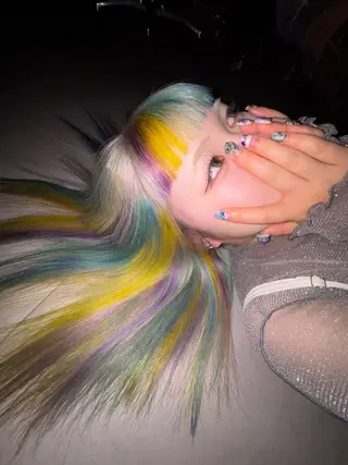 ミディアム カラー 名古屋／デザイン／ ブリーチ/松井亮磨のヘアスタイル