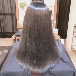 セミロング BRAS ナカガワのヘアスタイル