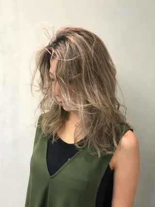 セミロング 垢抜けのプロ🪄 honoのヘアスタイル