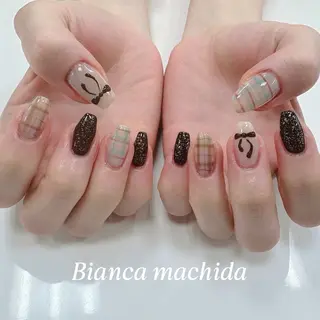 ネイル Bianca 🌟 yanagihasiのネイルデザイン