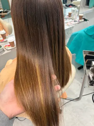 ロング LEE HORIE所属・松田 百花のヘアスタイル