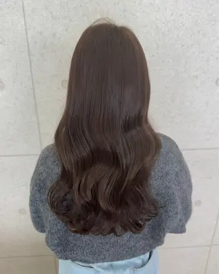 カラー Hip's eyes meiのヘアスタイル