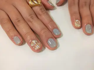 ネイル R'well所属・はばすみれ🎀ﾈｲﾙ 光ﾌｪｲｼｬﾙ ﾍｱのネイルデザイン