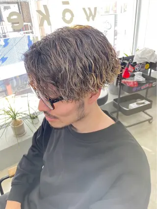 カラー パーマ メンズ メンズ専門サロン wokeのヘアスタイル