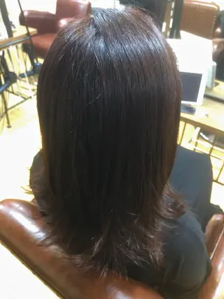ミディアム カラー antica YOSHIのヘアスタイル