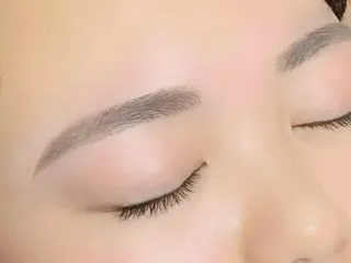 アイブロウ La suzuran 上前津店 田中のマツエク・マツパデザイン