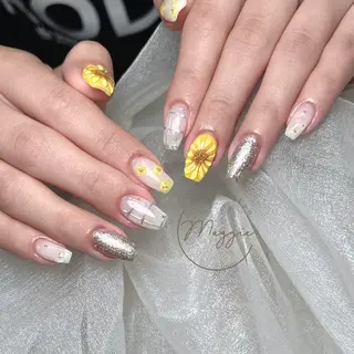ネイル Maggie Nail🦩のネイルデザイン