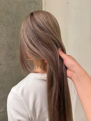 ロング nonoka/ ブリーチ/モニカのヘアスタイル