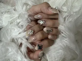 ネイル DEMAIN- 🌹のネイルデザイン