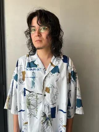 ミディアム パーマ メンズ Lin'ne所属・竹内梓／パーマ ／ハイトーンのヘアスタイル