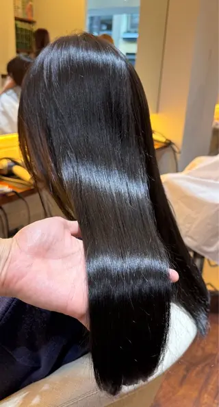 ロング カラー CoCooN TAKUMAのヘアスタイル