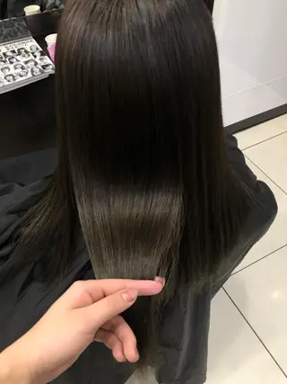 カラー hina☺︎ 髪質改善/ストレートのヘアスタイル