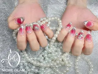ネイル More Glam 池袋東口店のネイルデザイン
