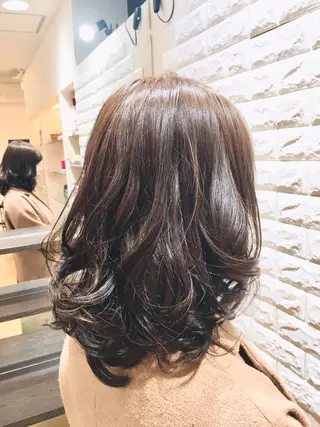 ミディアム 石田 啓祐のヘアスタイル