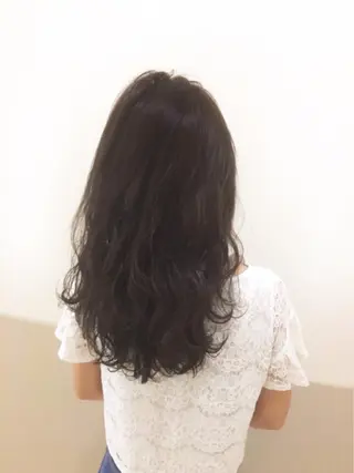 セミロング ブリーチなしダブル/ レイヤーカット 小棹のヘアスタイル