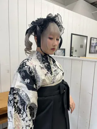 セミロング ヘアアレンジ Ann./艶髪 /レイヤーカットのヘアスタイル