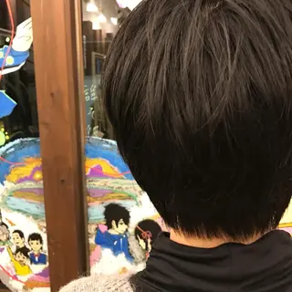 ショート MIRUCO by KURAKU所属・マキシ ヤスアキのヘアスタイル