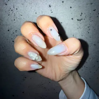 ネイル Sarina ⋆⭒˚ mavieのネイルデザイン