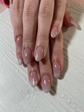 ネイル 蓑原 佳央里のネイルデザイン