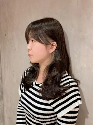 セミロング 🌹ハッシュカット、 レイヤー韓国ヘア🌹のヘアスタイル