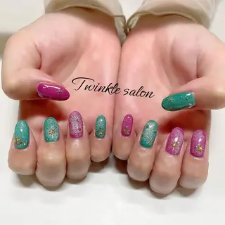 ネイル 中井 綾香の眉毛・アイブロウイメージ