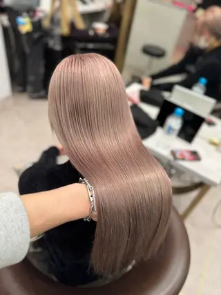 ロング 璃 音のヘアスタイル