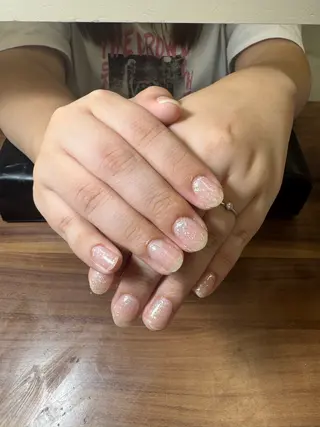 ネイル エーナイン　イオンモール苫小牧店所属・尾﨑 梨緒のネイルデザイン