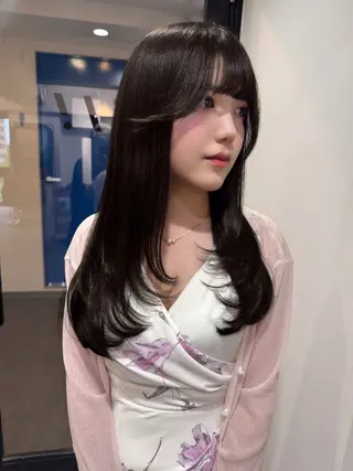 セミロング 梅田トレンドレイヤー RISA🎀💕のヘアスタイル
