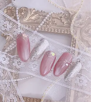 ネイル KARI ネイルサロンのネイルデザイン