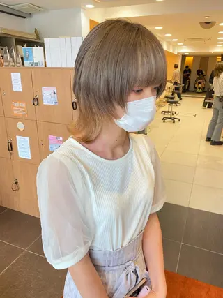 ミディアム カラー 透明感カラーブリーチ 🌼シゲモトアヤ🌼のヘアスタイル