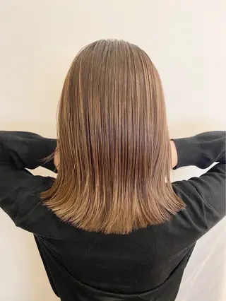 カラー YURA【髪質改善 /韓国レイヤー】のヘアスタイル