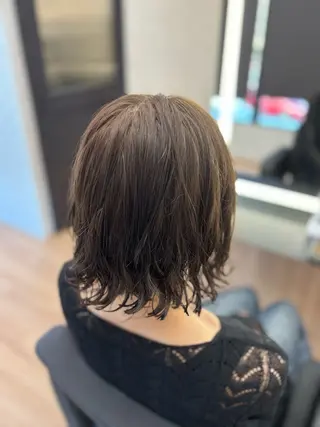 カラー 與儀 夢菜のヘアスタイル