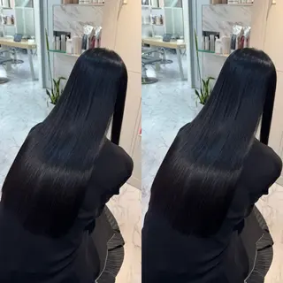 ロング youres hair 新宿3丁目店所属・🍫ハイトーン✖︎ 髪質改善🍫柴田のヘアスタイル