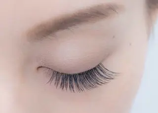 マツエク・マツパ EYE SENSE Bivi 新さっぽろ店所属・eye list ︴ 渡辺の眉毛・アイブロウイメージ