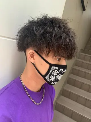 パーマ ヘアアレンジ メンズ Moana by HEADLIGHT所属・tomoka／ デザインカラー🌺のヘアスタイル