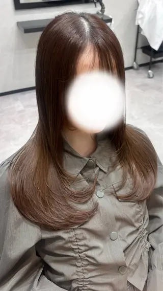 ロング 福島 あいりのヘアスタイル
