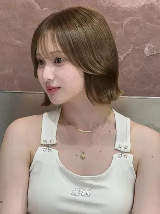 ミディアム ロンドガーネット /髪質改善/レイヤーのヘアスタイル