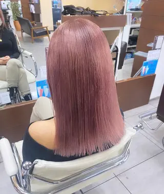 セミロング カラー ヘアアレンジ HAIRSALONLOOP所属・川上 麻梨阿のヘアスタイル