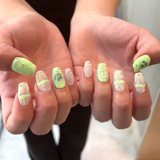 ネイル WOLTOKYO 🦋shizukuのネイルデザイン