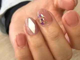 ネイル private salon TOMOMINAILs所属・TOMOMI NAILsのネイルデザイン