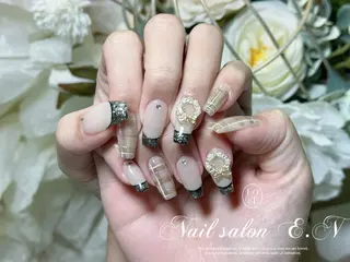 ネイル E.N🦋 長さ出し/持ち込みのネイルデザイン